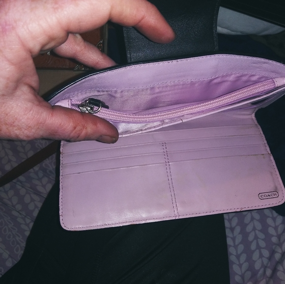 Coach wallet - Picture 3 of 5